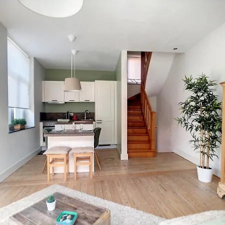O Petit Chateau Apartment