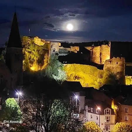 O Petit Chateau *